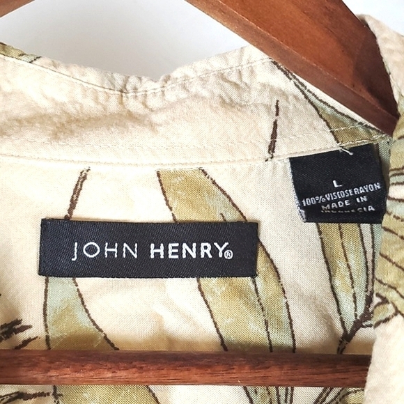 John Henry Pineapple Tropical Hawaiian Shirt - Picture 4 of 5